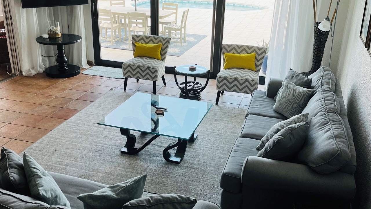 Photo of Livingroom in Nassau