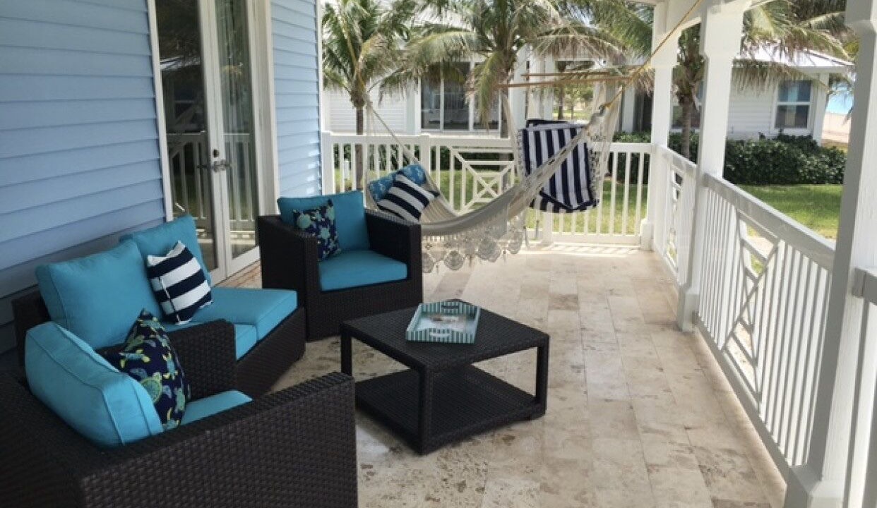 Photo of Patio Balcony in Alice Town