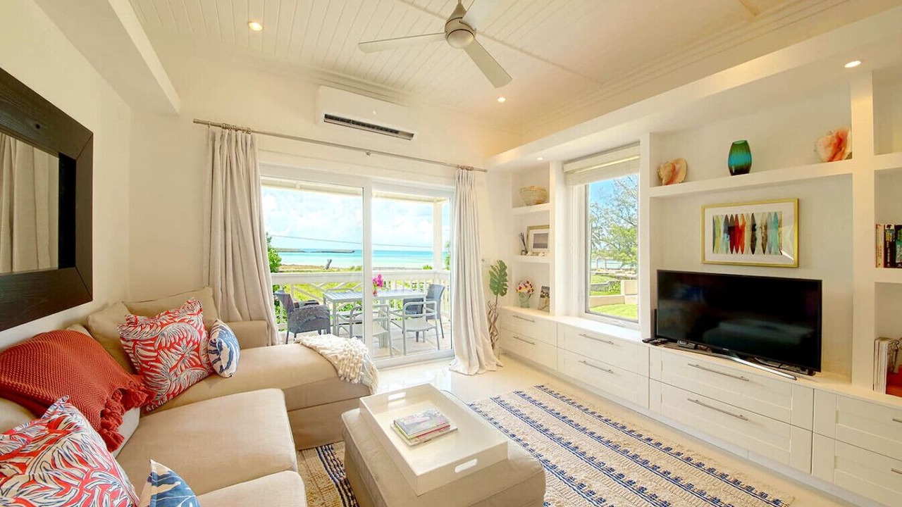 Photo of Livingroom in Governor's Harbour