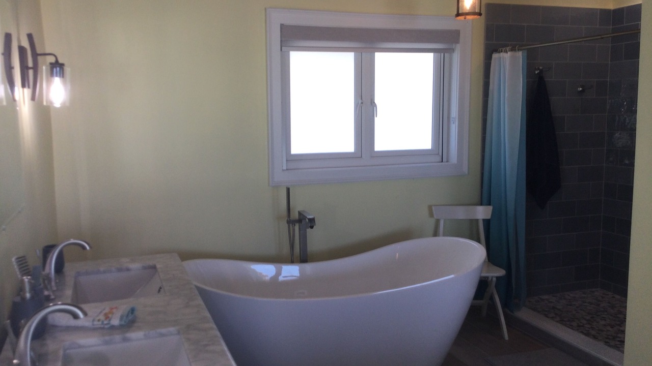 Photo of Bathroom in Pelican Point