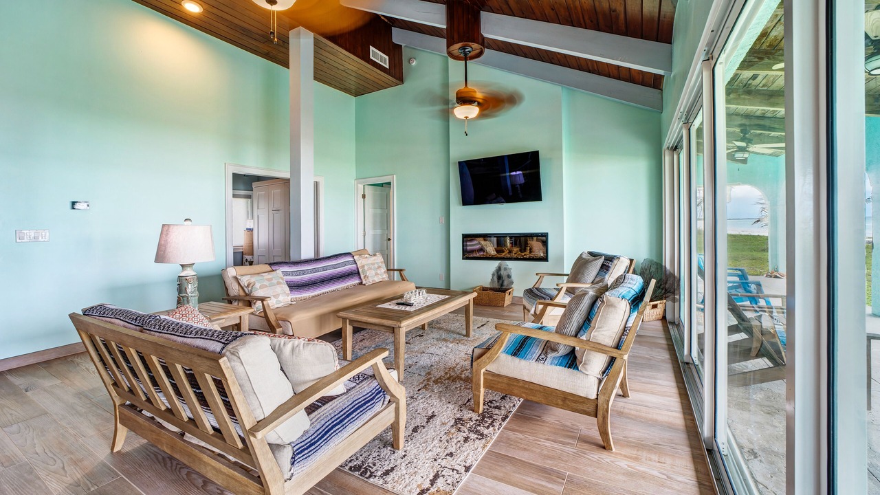 Photo of Livingroom in Pelican Point