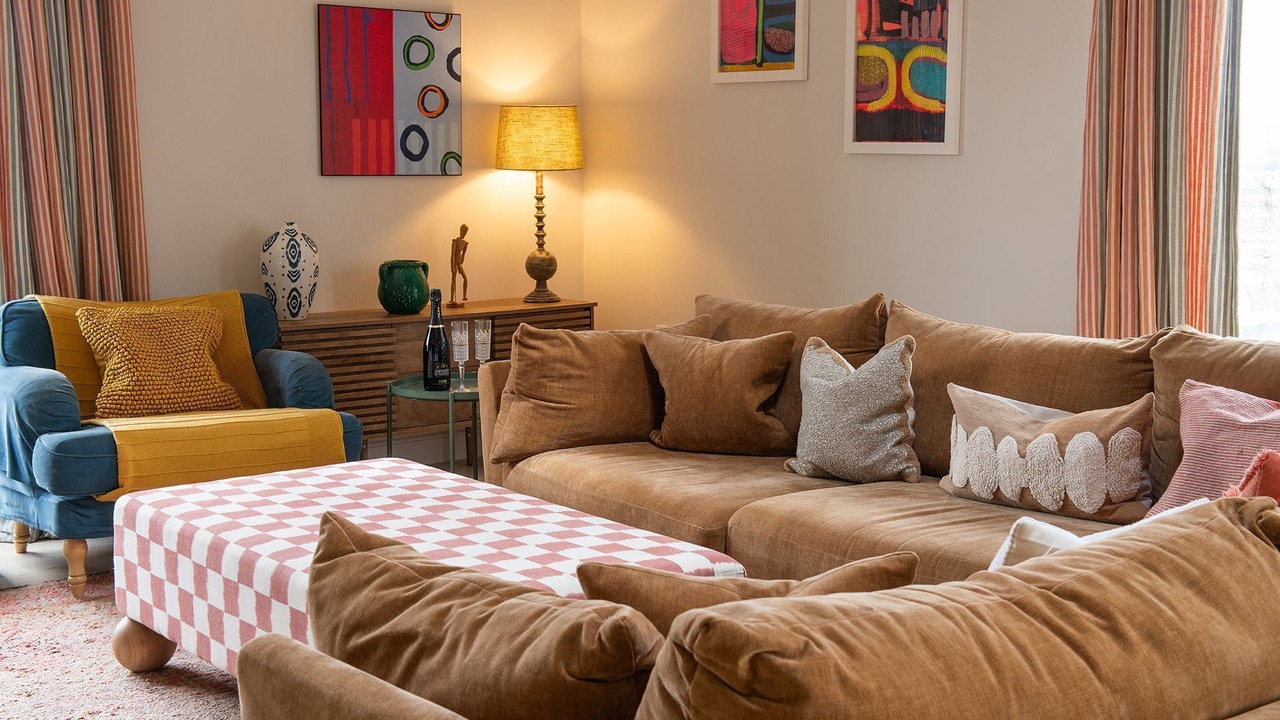 Photo of Livingroom in Elkstone