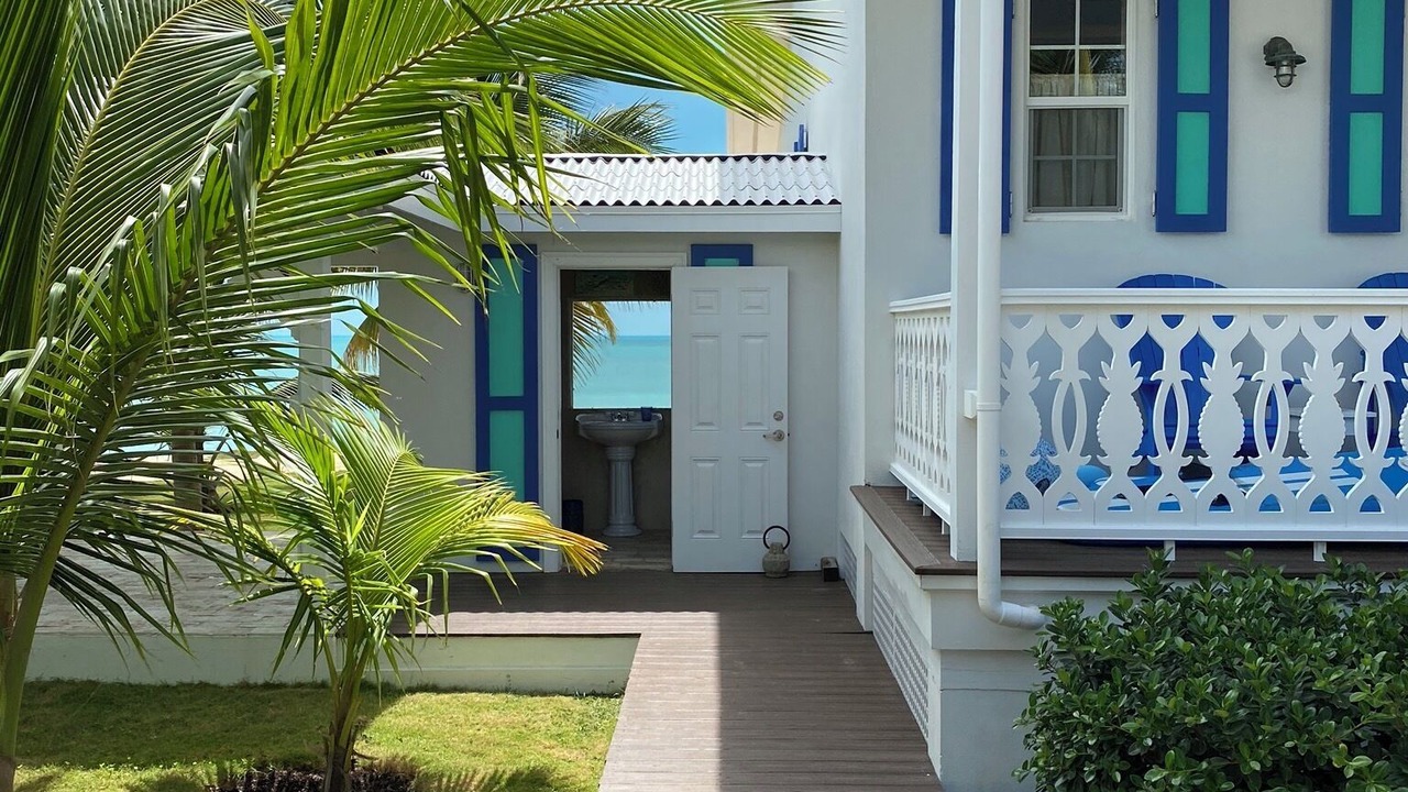 Photo of Patio Balcony in Long Island
