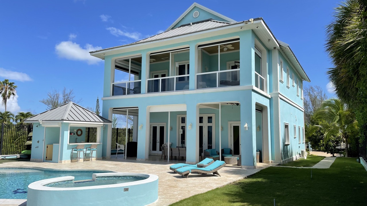 Photo of Patio Balcony in Coral Harbour