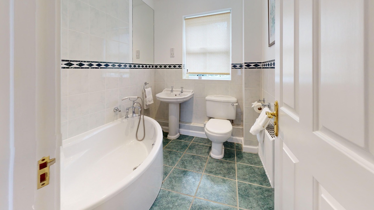 Photo of Bathroom in Oxford City Centre
