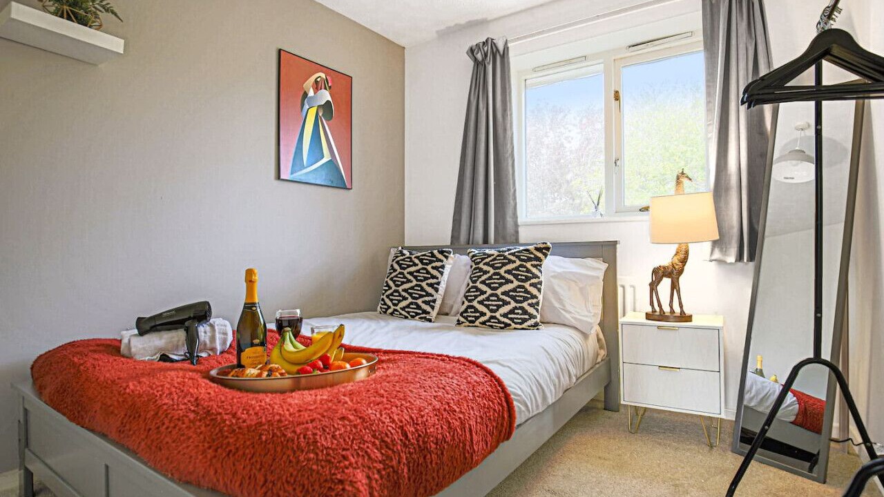 Photo of Bedroom in Knowle Sands