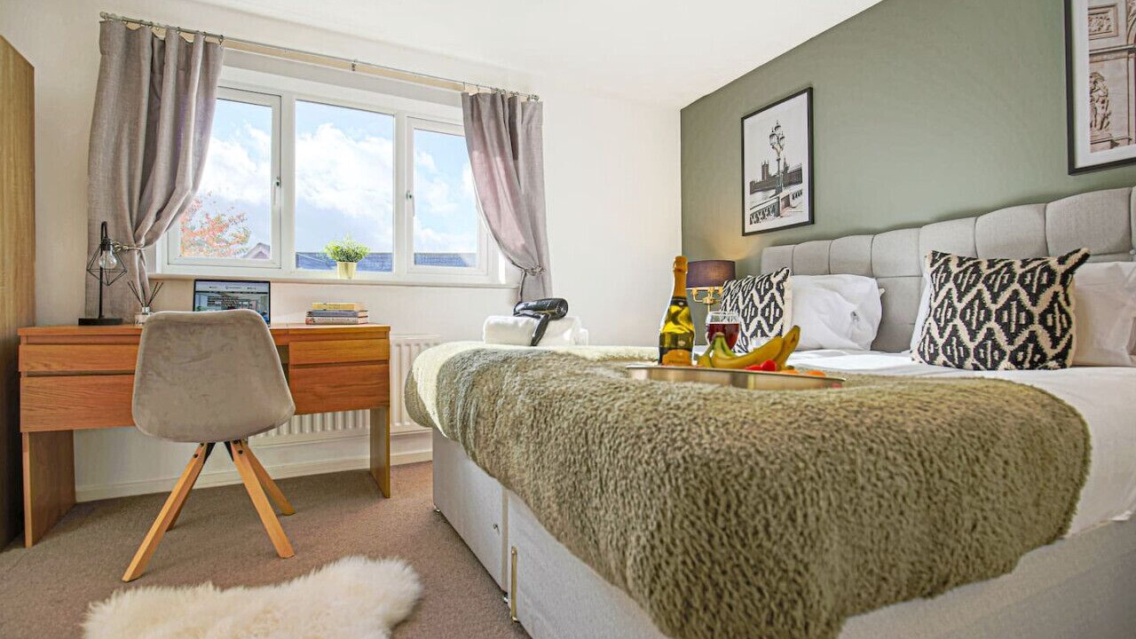 Photo of Bedroom in Knowle Sands