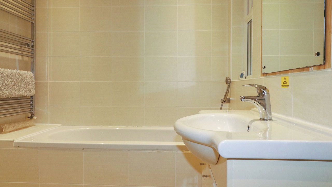 Photo of Bathroom in Gorran Haven