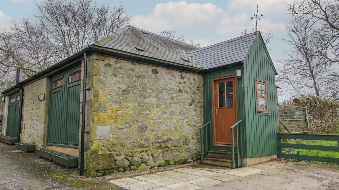Photo of Outdoor in Duns