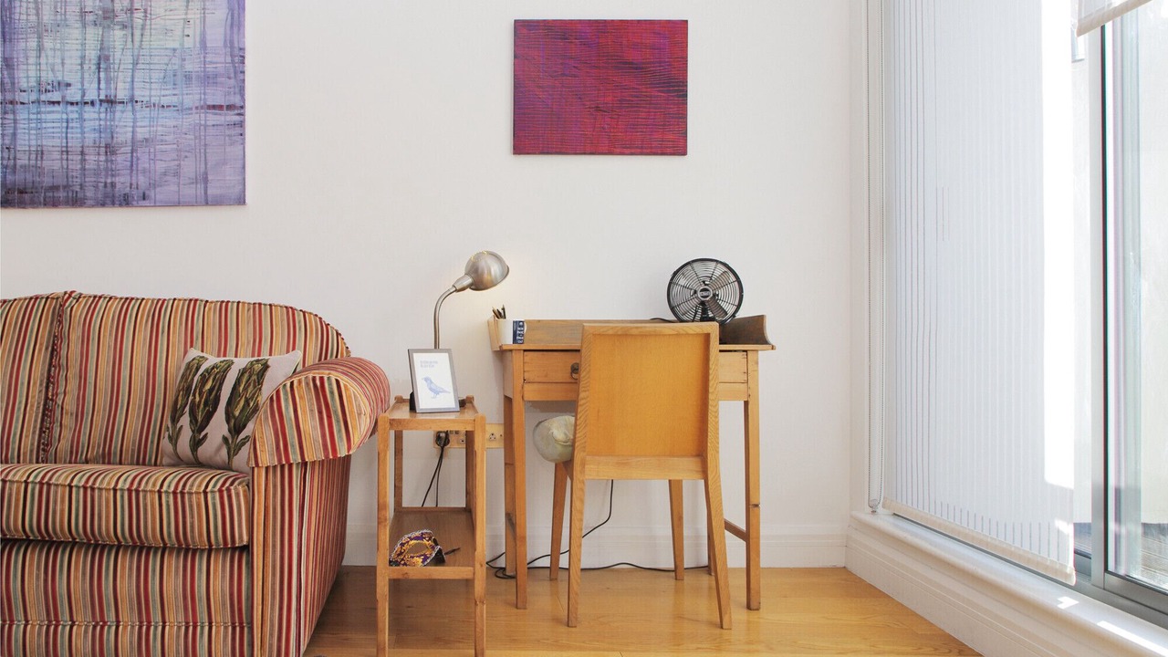 Photo of Livingroom in Farringdon