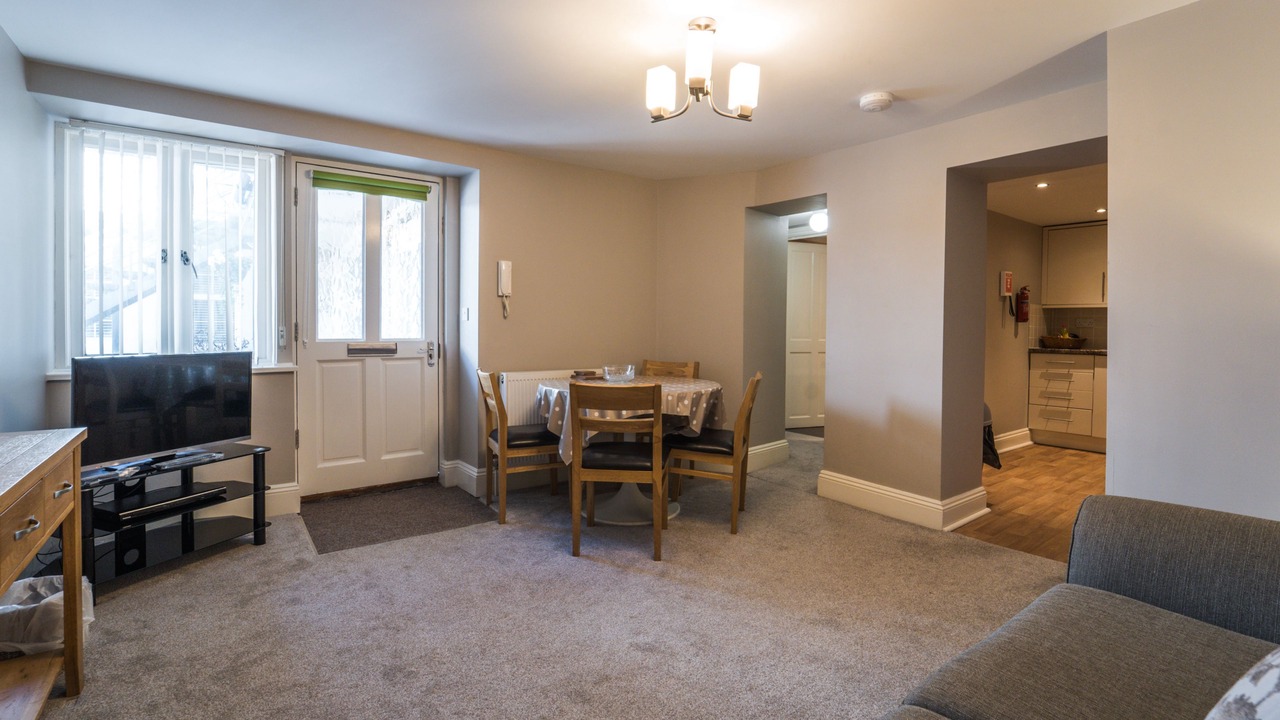 Photo of Livingroom in Torquay City Centre