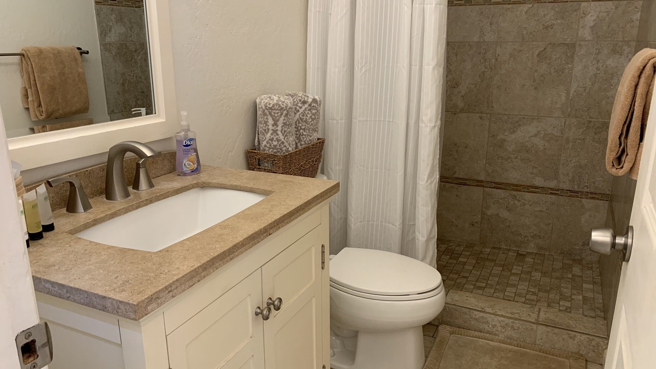 Photo of Bathroom in Kihei