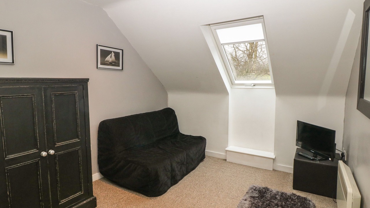 Photo of Livingroom in Farley