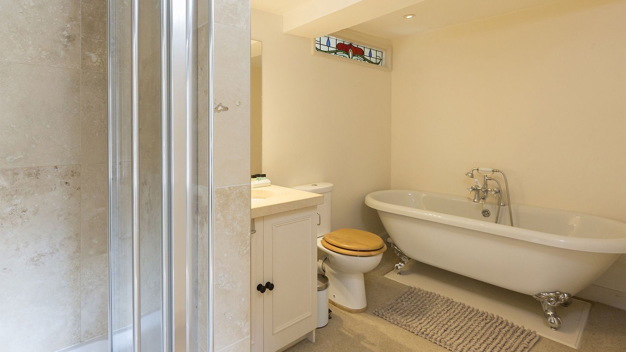 Photo of Bathroom in Winchcombe