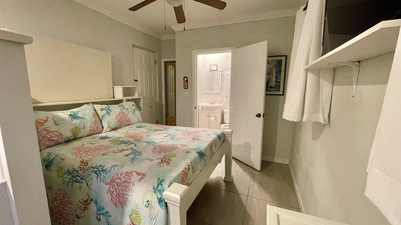 Photo of Bedroom in Nassau