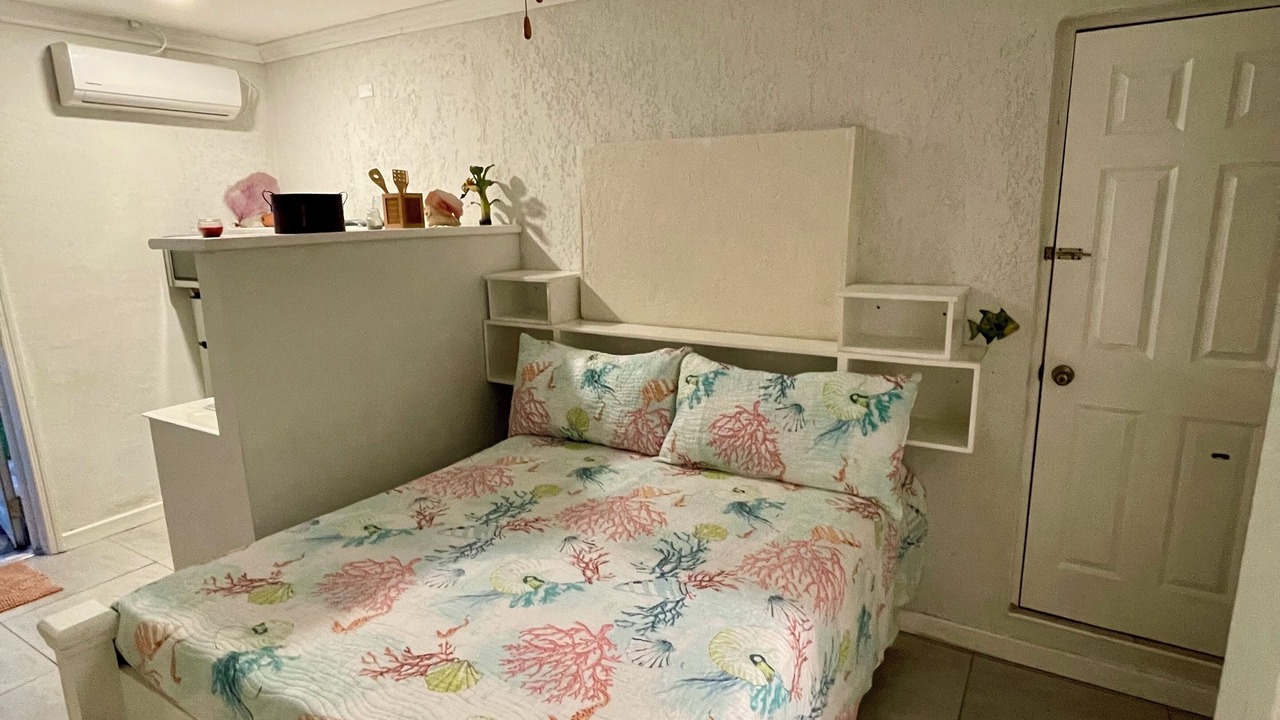 Photo of Bedroom in Nassau