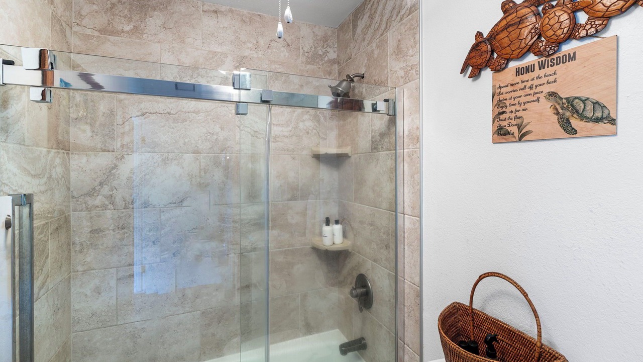 Photo of Bathroom in Kahaluu-Keauhou