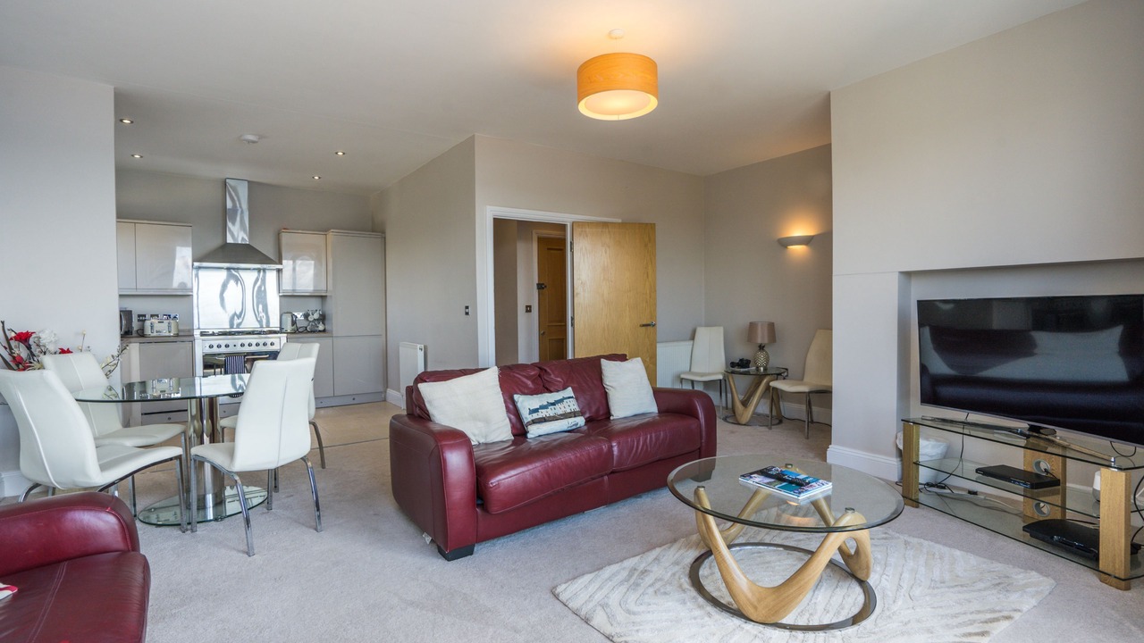 Photo of Livingroom in Torquay City Centre