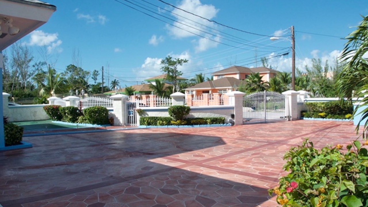 Photo of Outdoor in Gambier
