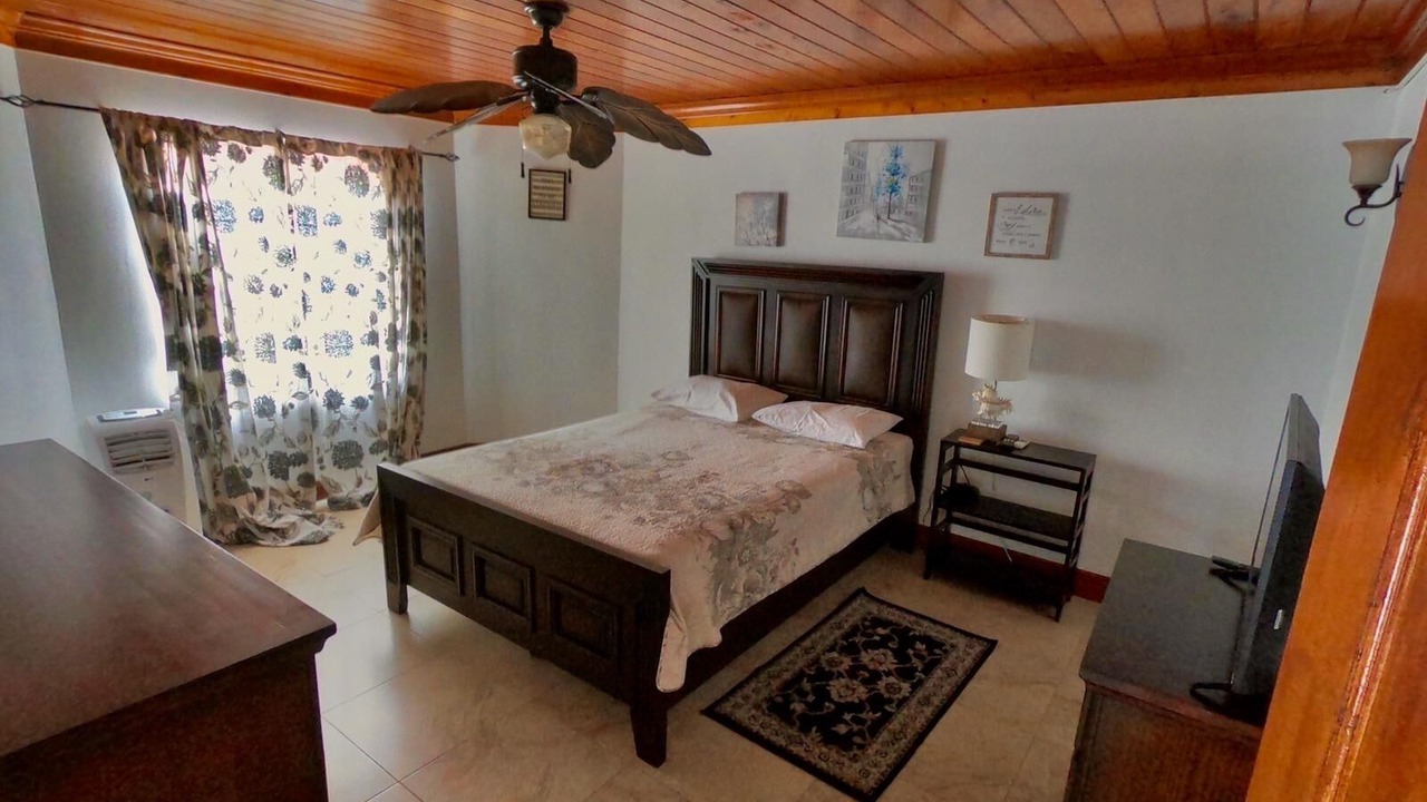 Photo of Bedroom in Gambier