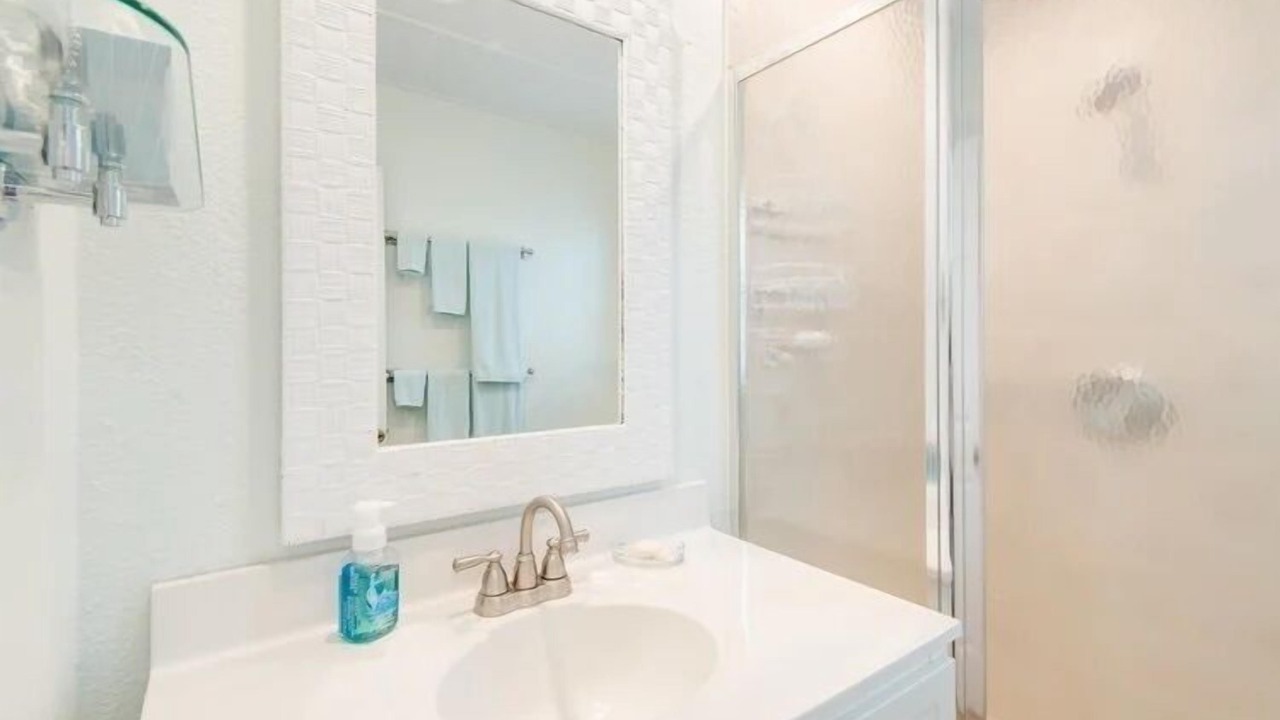 Photo of Bathroom in Hope Town