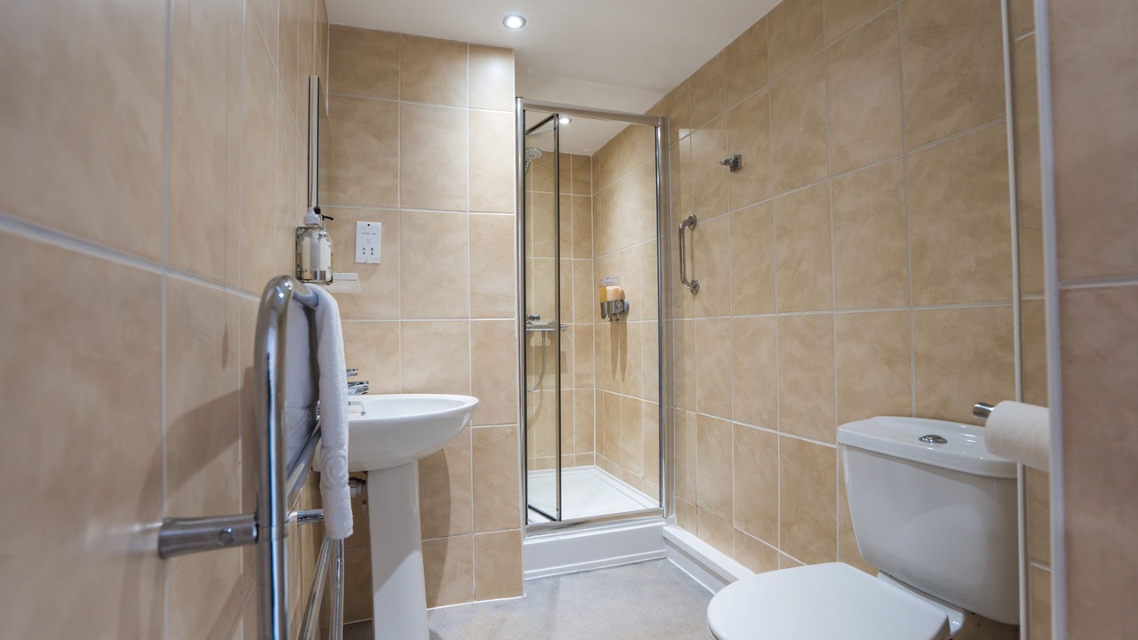 Photo of Bathroom in Torquay City Centre