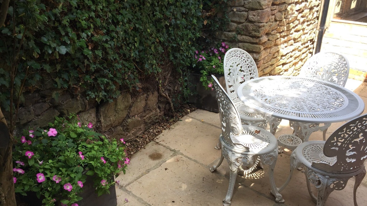 Photo of Outdoor in Moreton