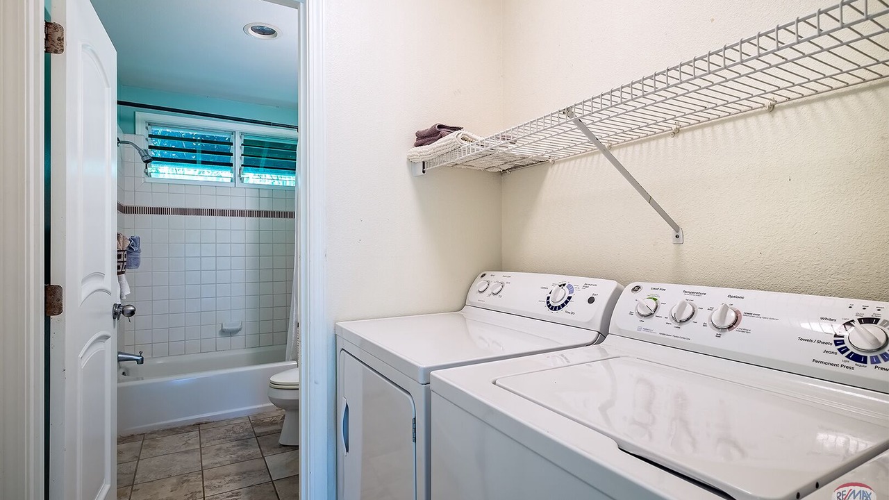 Photo of Bathroom in Wainiha