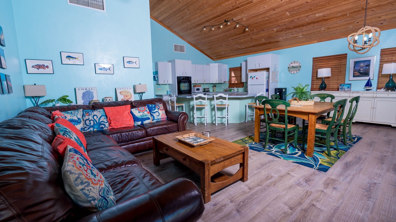 Photo of Bedroom in Spanish Wells