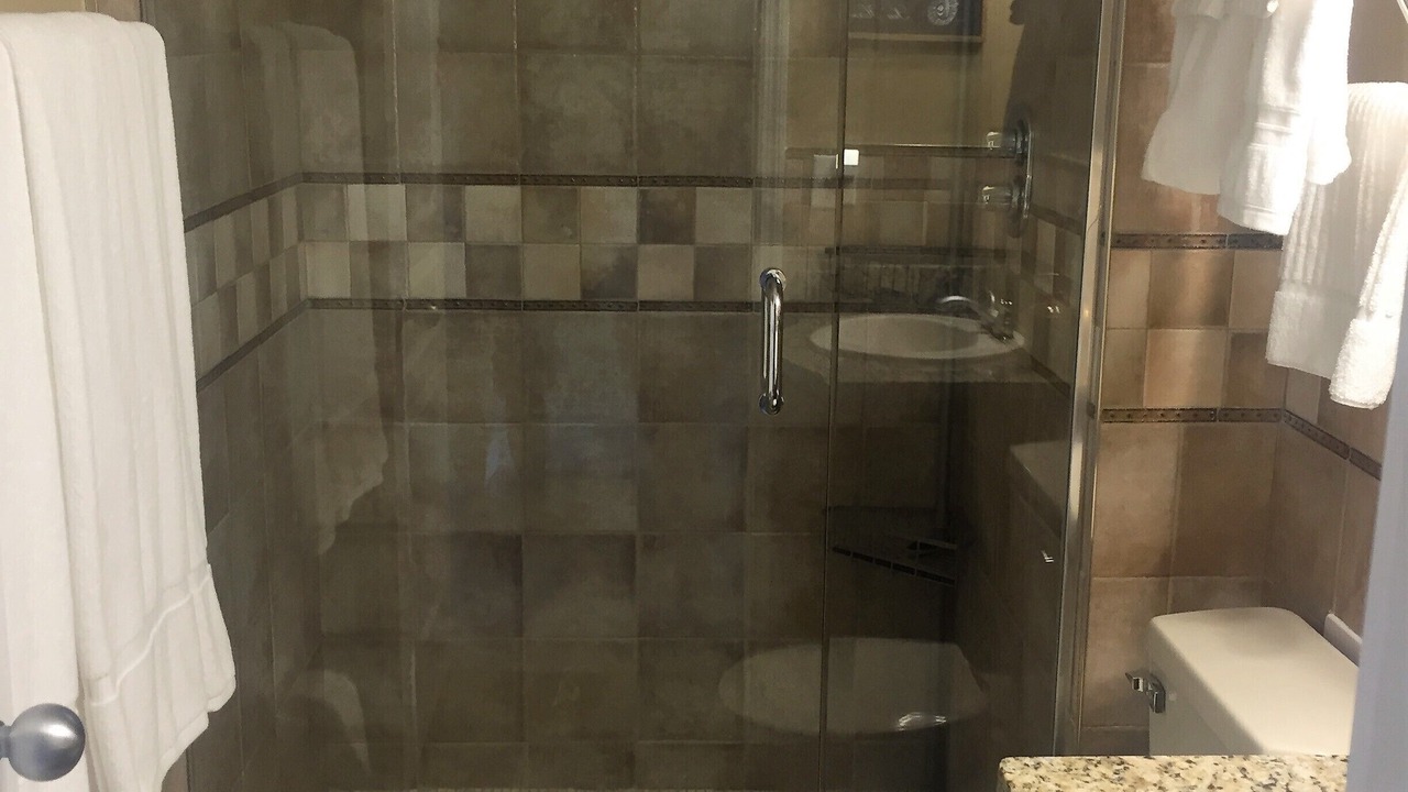 Photo of Bathroom in Discovery Bay