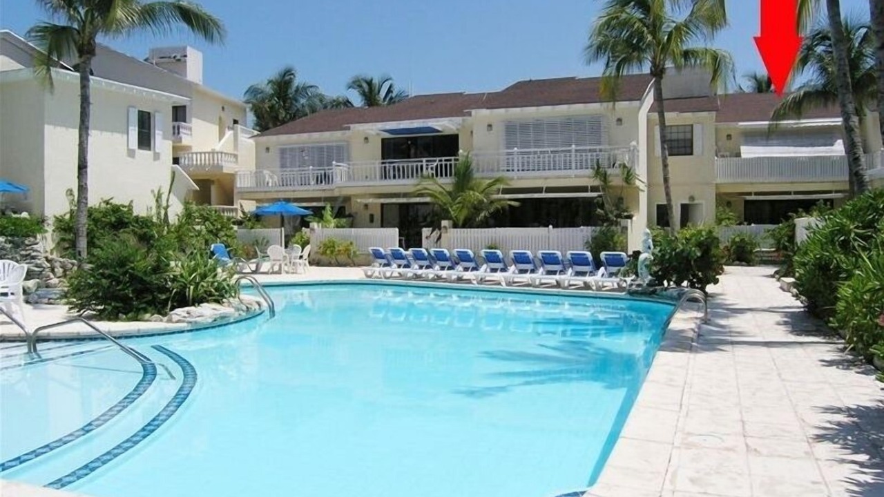 Photo of Others in Paradise Island