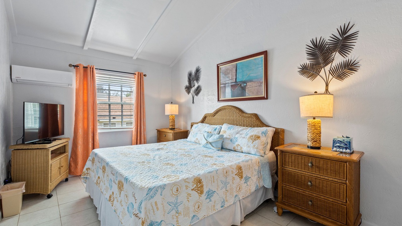 Photo of Bedroom in Paradise Island