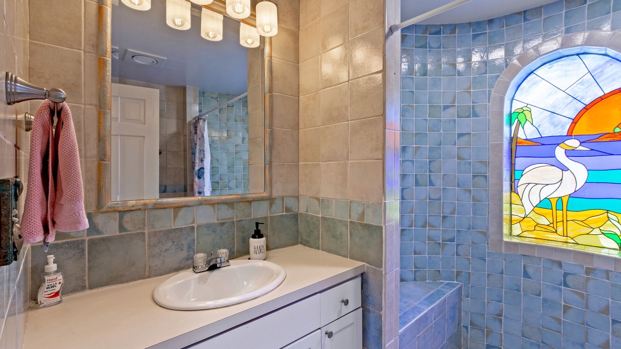 Photo of Bathroom in Paradise Island