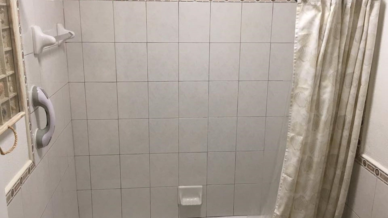 Photo of Bathroom in Nassau