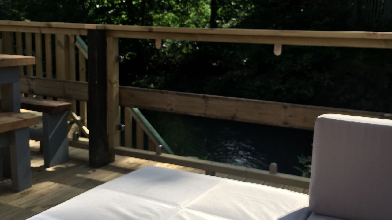 Photo of Patio Balcony in Bont Newydd