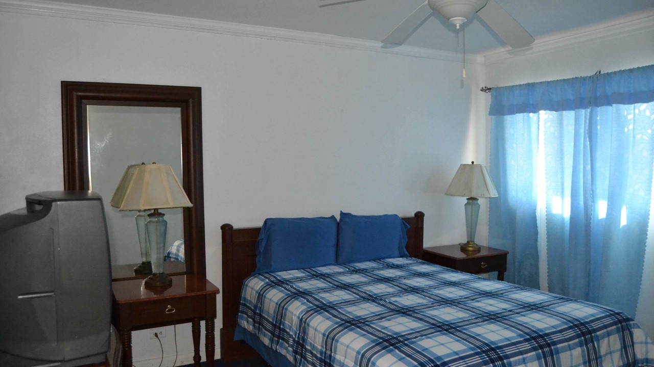 Photo of Bedroom in Coral Harbour