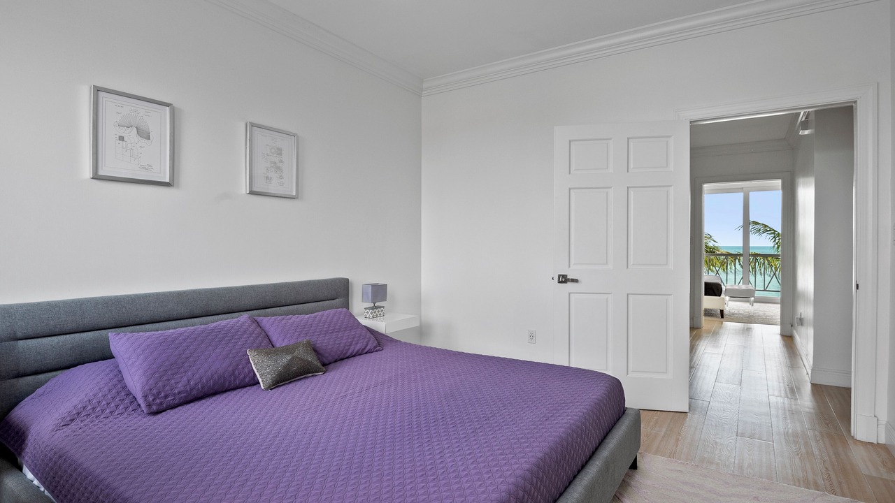 Photo of Bedroom in Palm Cay