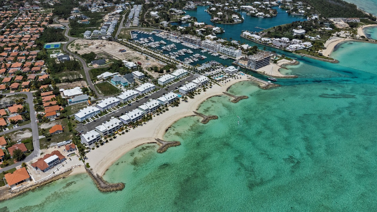 Photo of Others in Palm Cay