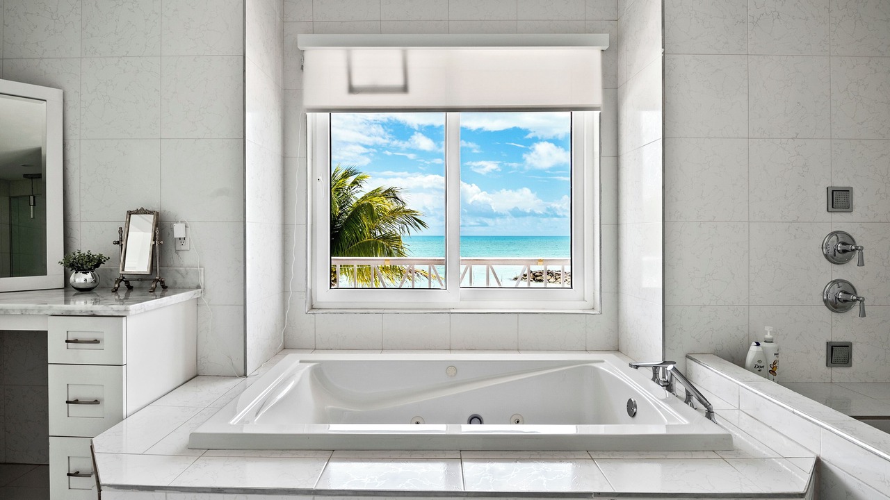 Photo of Bathroom in Palm Cay
