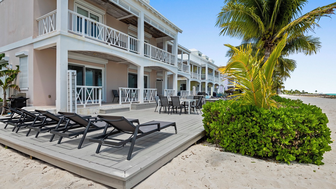 Photo of Patio Balcony in Palm Cay
