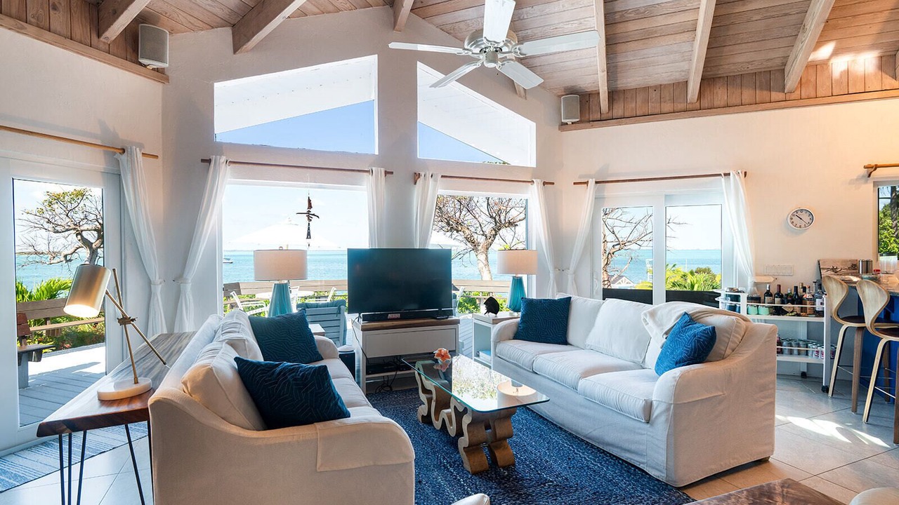 Photo of Livingroom in Hope Town