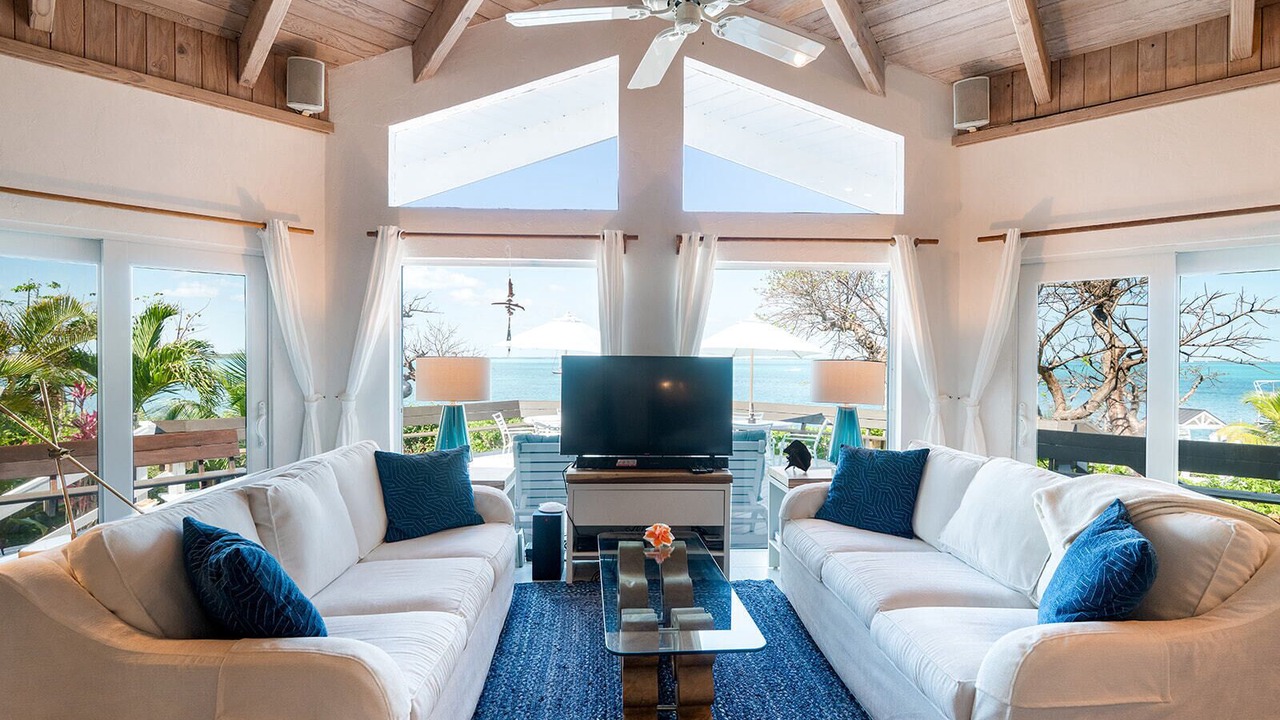 Photo of Livingroom in Hope Town