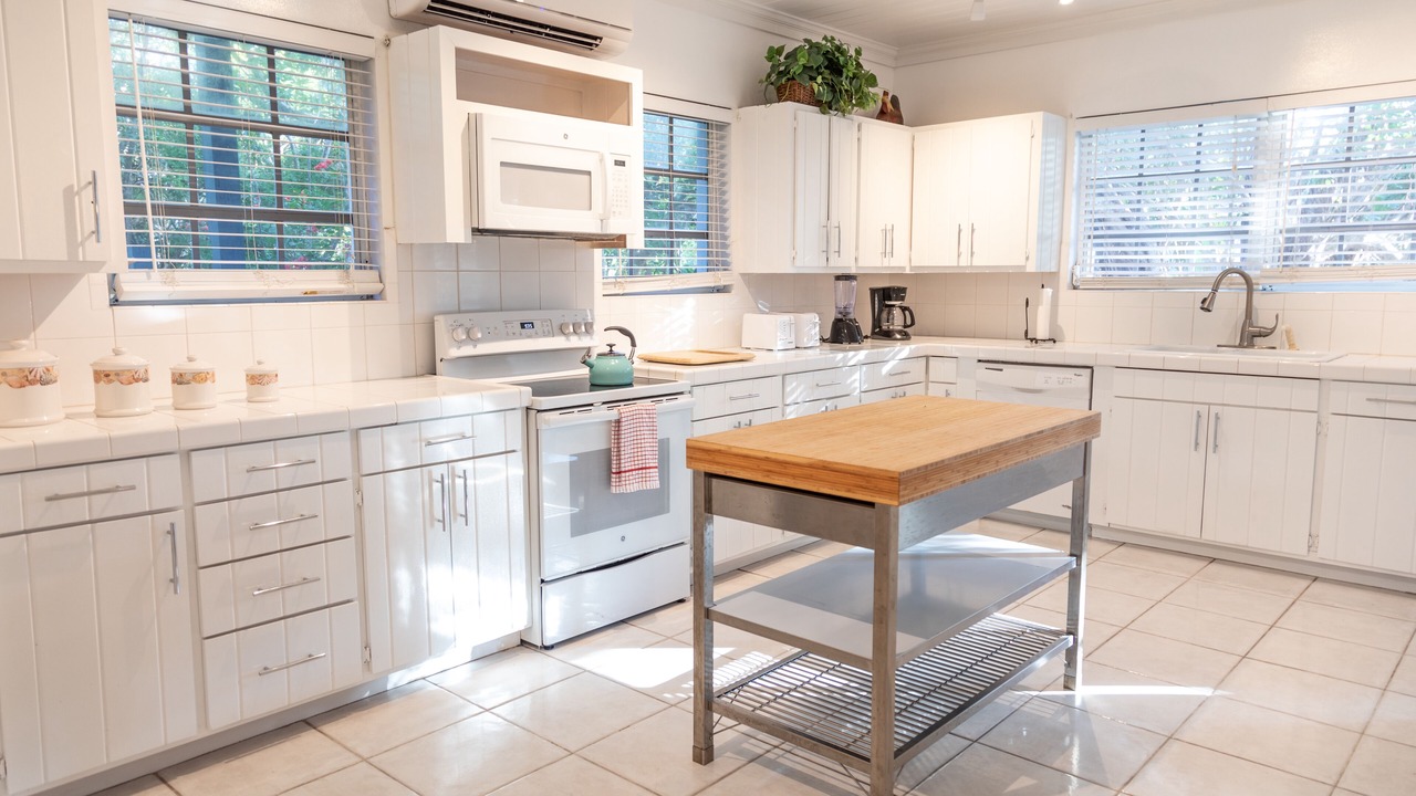 Photo of Kitchen in Triana Shores