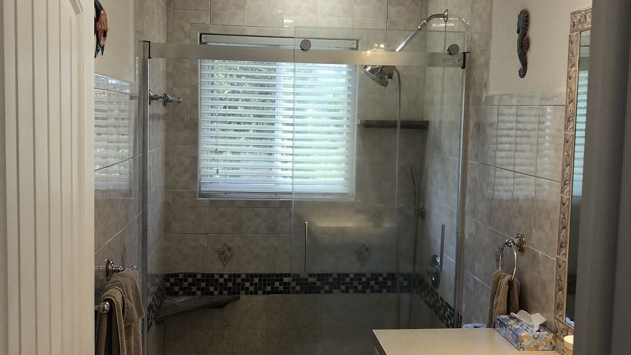 Photo of Bathroom in North Palmetto Point