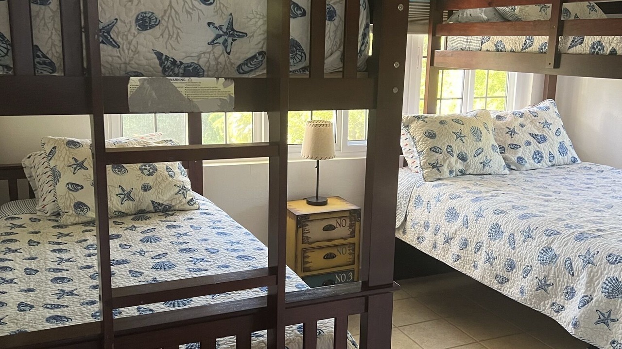 Photo of Bedroom in North Palmetto Point