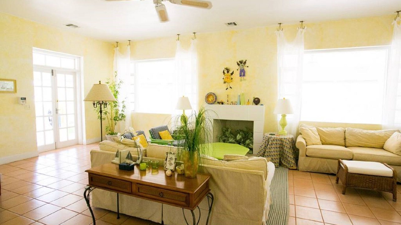 Photo of Livingroom in Governor's Harbour