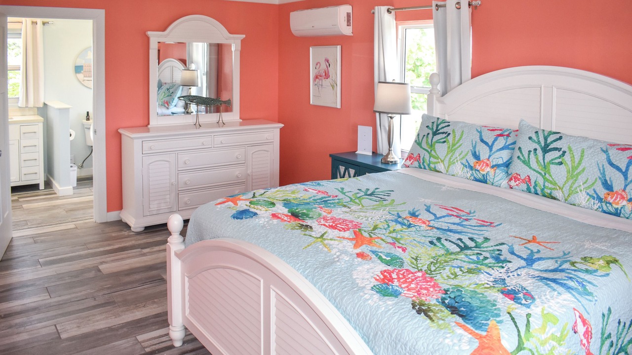 Photo of Bedroom in Green Turtle Estates