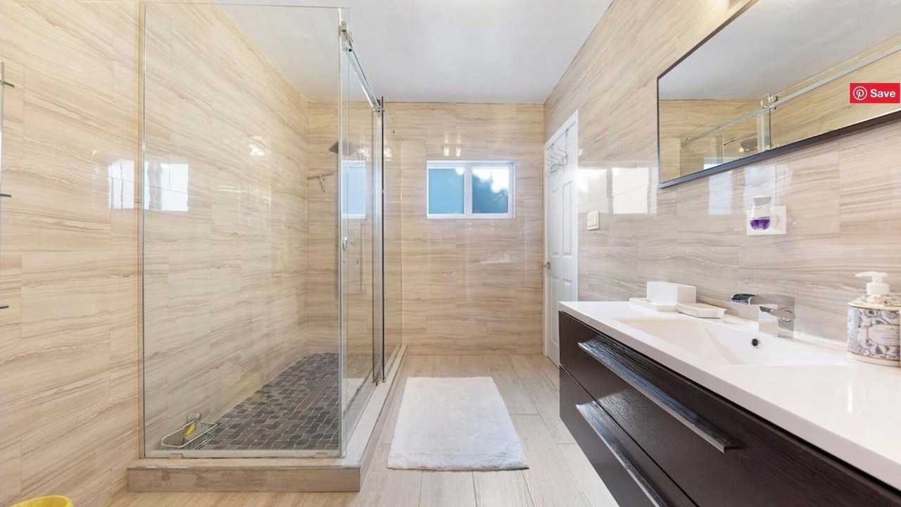 Photo of Bathroom in Rainbow Bay