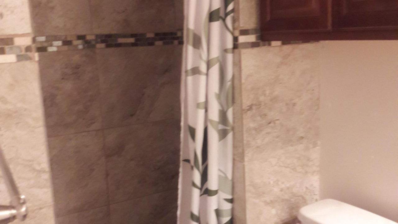Photo of Bathroom in Makaha