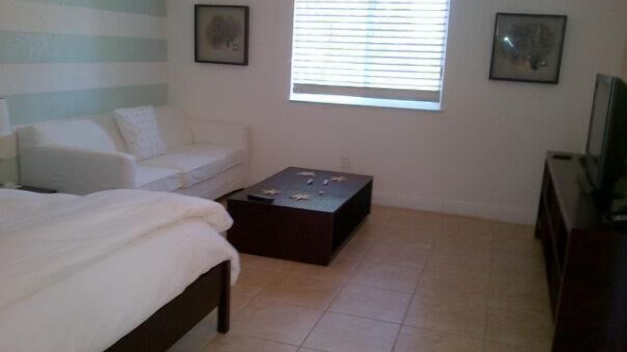 Photo of Bedroom in Alice Town